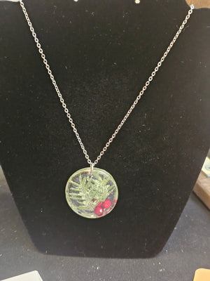 Resin LG charm necklace