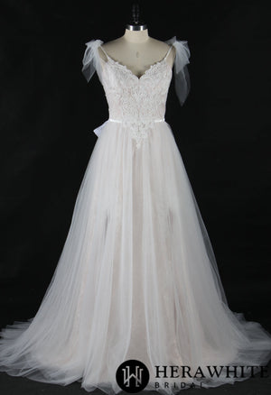 Spaghetti A-Line Lace Applique Bridal Gown
