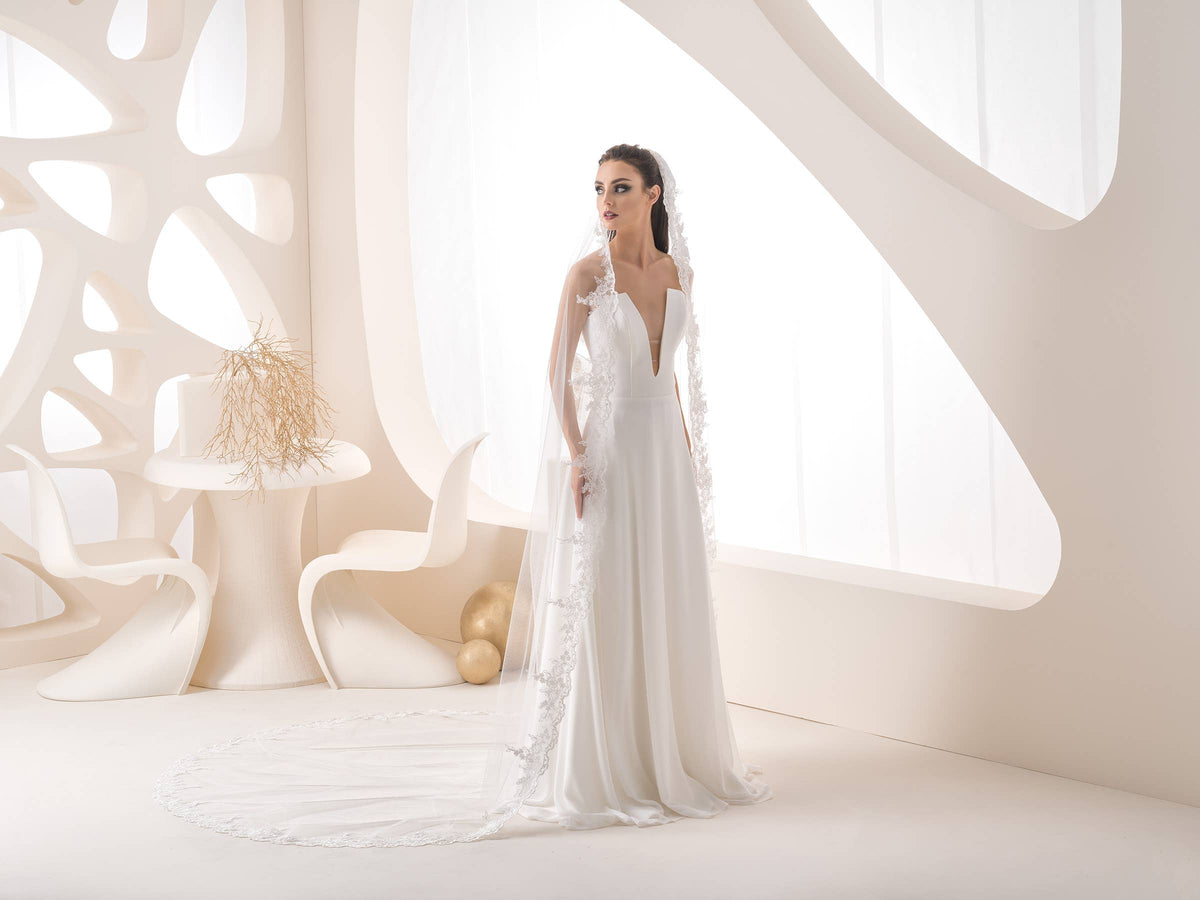 Long veil