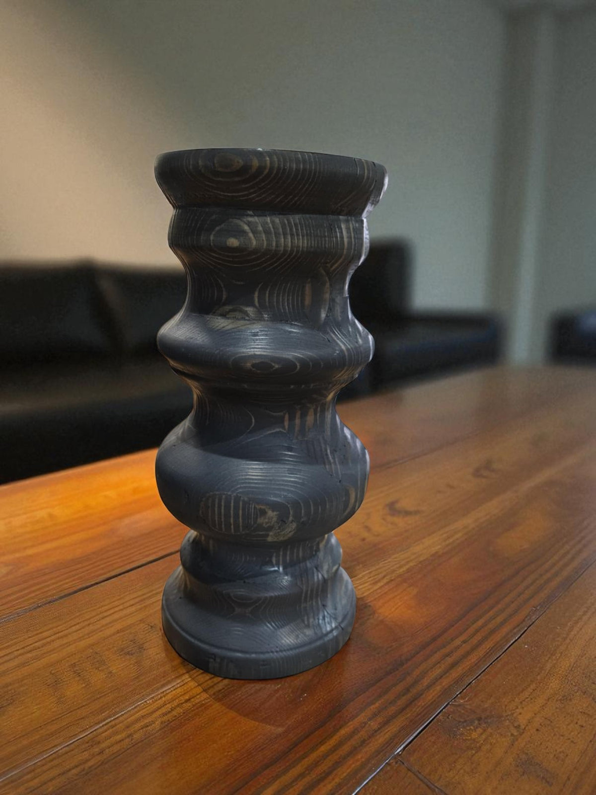 Candle holder