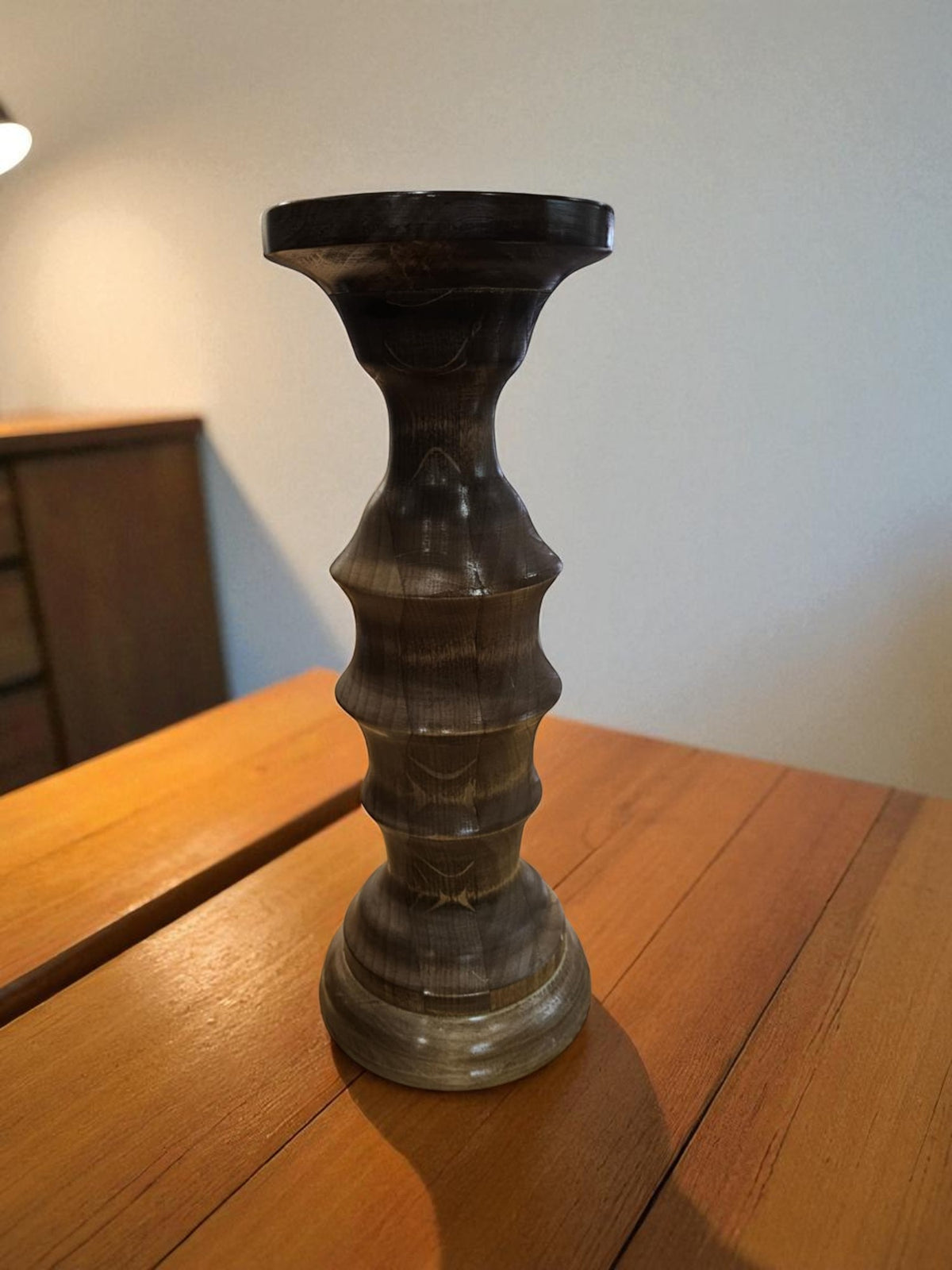 Candle holder