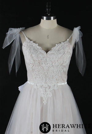 Spaghetti A-Line Lace Applique Bridal Gown