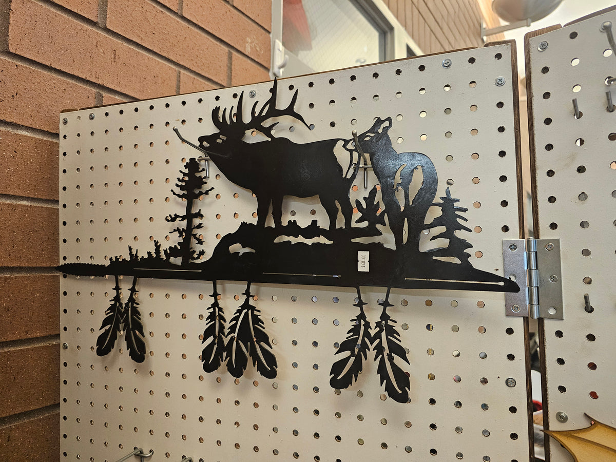 METAL Elk bull and cow on spear